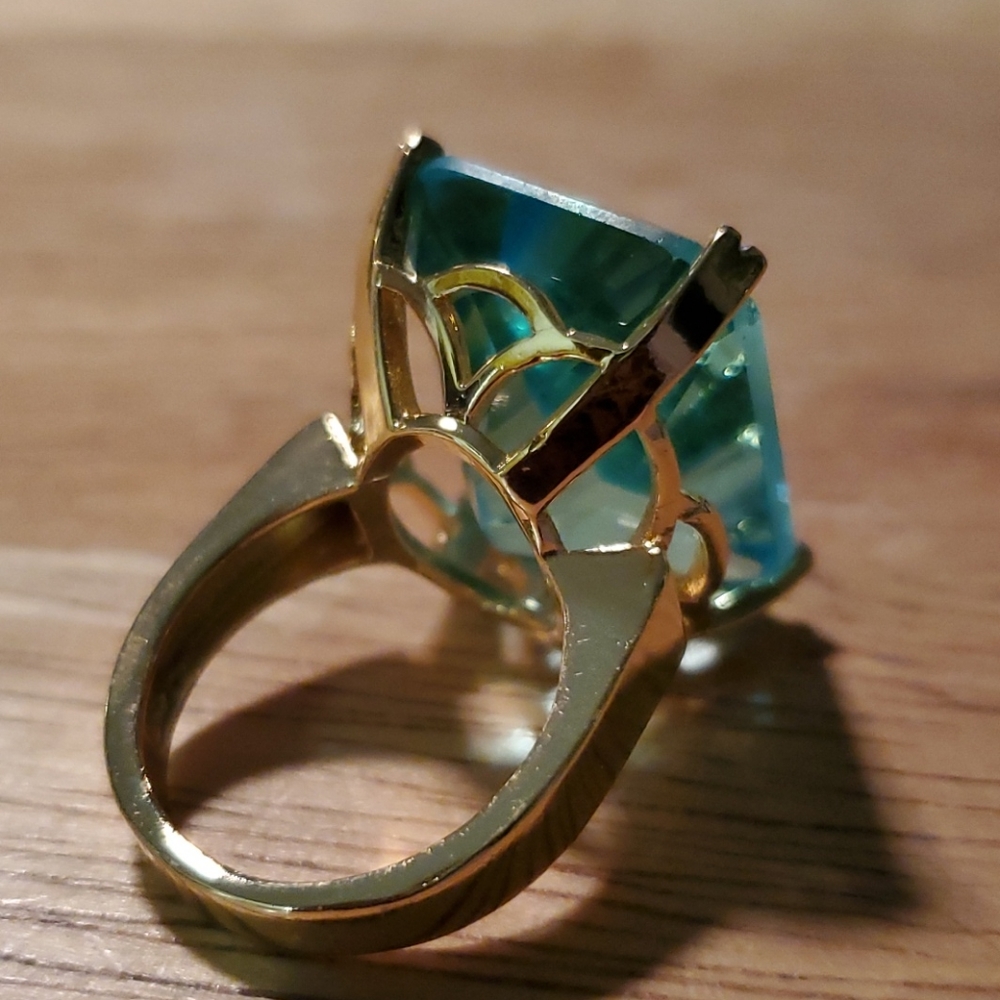 Beautiful Blue Statement Ring 7 Nwot - image 3